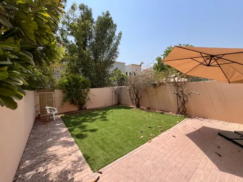 Close To Pool And Park | Back To Back | 2Br