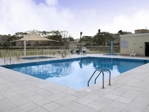 3 Bedrooms Villa in Springs 4