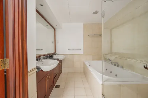 3 Bedrooms Villa in Al Mesk Tower