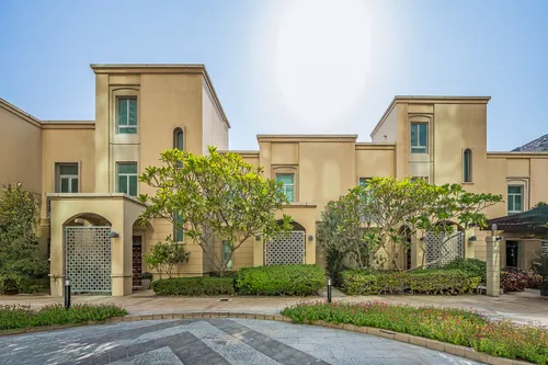 3 Bedrooms Villa in Al Mesk Tower