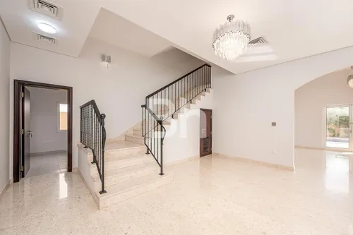5 Bedrooms Villa in The Aldea