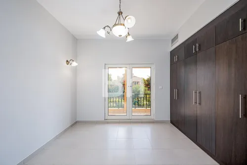 5 Bedrooms Villa in The Aldea