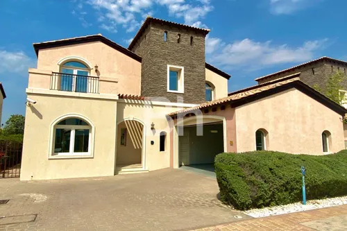 5 Bedrooms Villa in Sienna Lakes