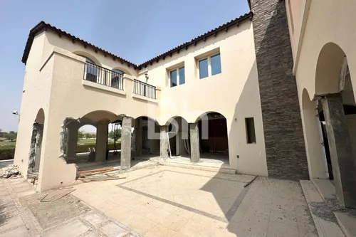 5 Bedrooms Villa in Sienna Lakes