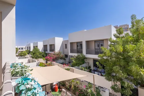 3 Bedrooms Villa in Zahra Townhouses