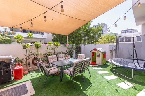 3 Bedrooms Villa in Zahra Townhouses
