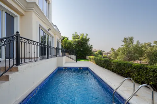 4 Bedrooms Villa in Whispering Pines