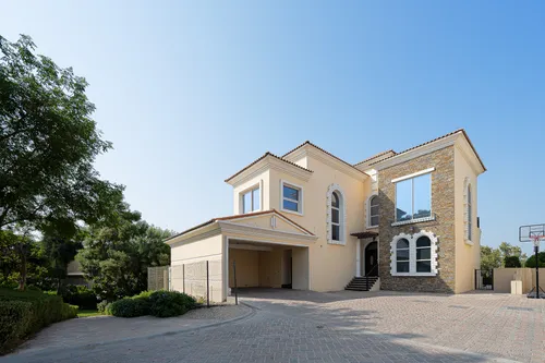 4 Bedrooms Villa in Whispering Pines