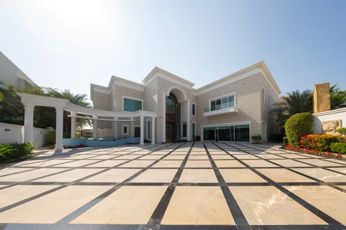 5 Bedrooms Villa in Sector P