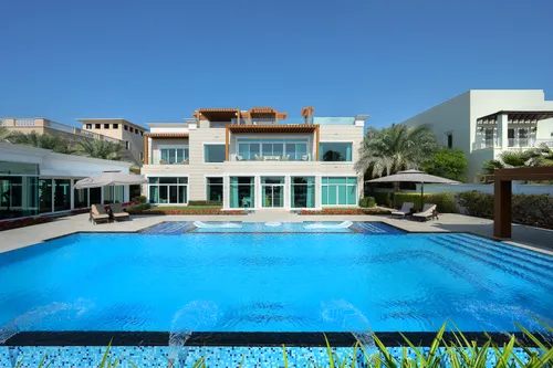 5 Bedrooms Villa in Sector P