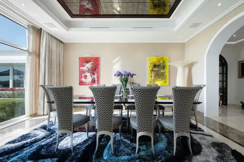 5 Bedrooms Villa in Sector P