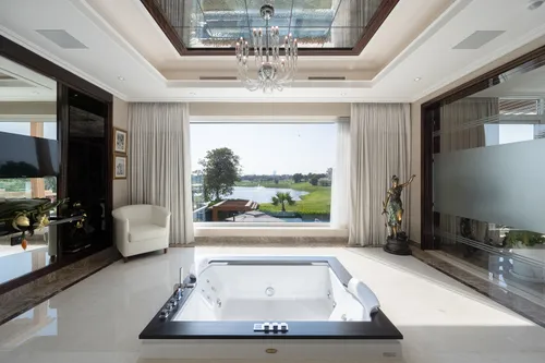 5 Bedrooms Villa in Sector P