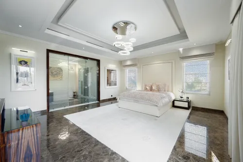 5 Bedrooms Villa in Sector P