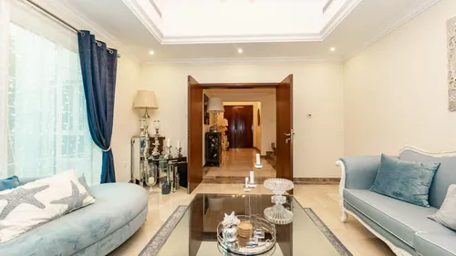 4 Bedrooms Villa in Entertainment Foyer