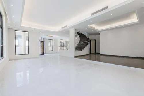 5 Bedrooms Villa in Nad Al Sheba 4