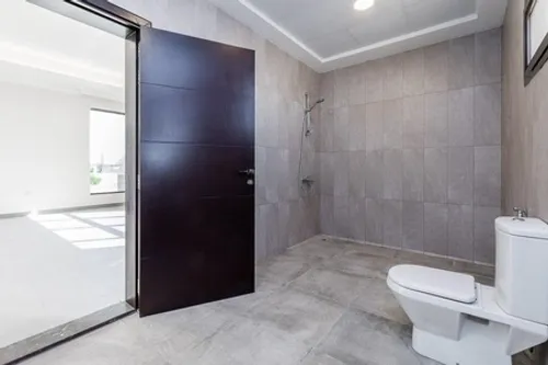 5 Bedrooms Villa in Nad Al Sheba 4