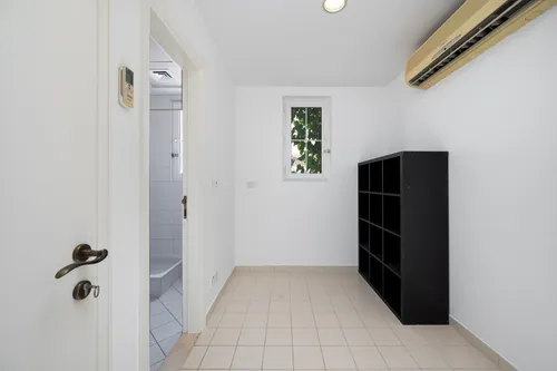 4 Bedrooms Villa in Mirador La Coleccion 1