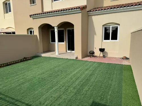 2 Bedrooms Villa in Casa Viva
