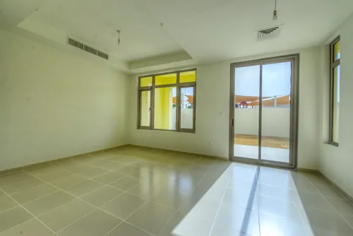 3 Bedrooms Villa in Mira Oasis 3