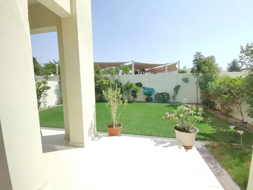 3 Bedrooms Villa in Mira Oasis 3