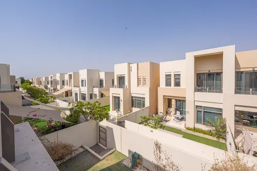 3 Bedrooms Villa in Mira Oasis 1