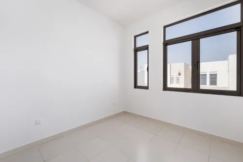 3 Bedrooms Villa in Mira Oasis 1