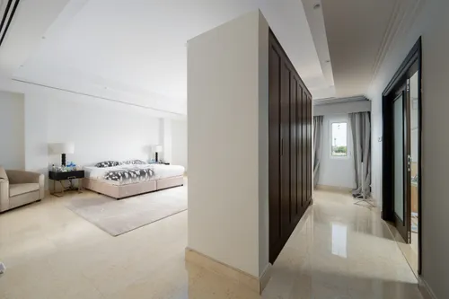 6 Bedrooms Villa in Hattan