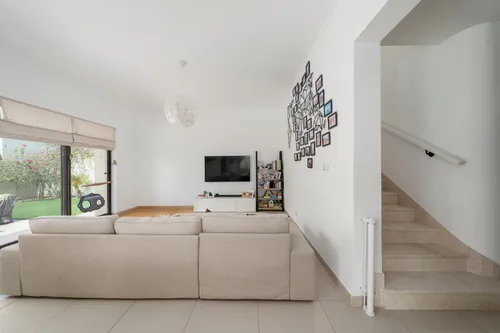 4 Bedrooms Villa in Samara