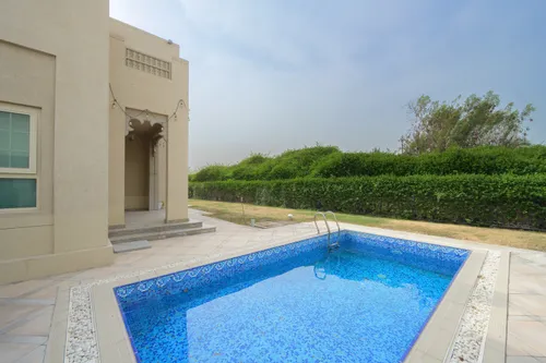 4 Bedrooms Villa in Entertainment Foyer