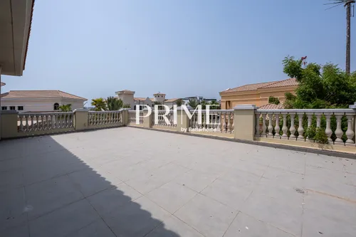 5 Bedrooms Villa in A Frond (Garden Homes)