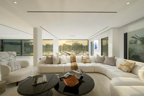 5 Bedrooms Villa in Sienna Views
