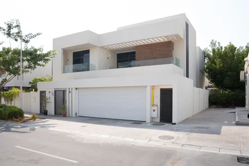 5 Bedrooms Villa in West Yas