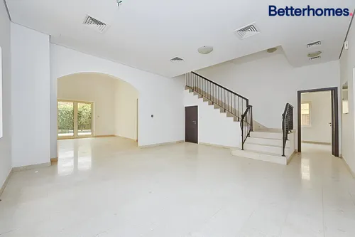 SpaciousIPrivate Pool|Large Plot|Upgraded