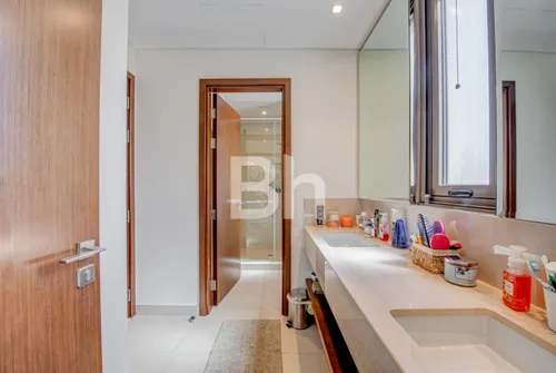 4 Bedrooms Villa in Azalea