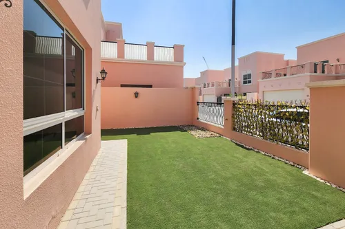 4 Bedrooms Villa in Nad Al Sheba Villas