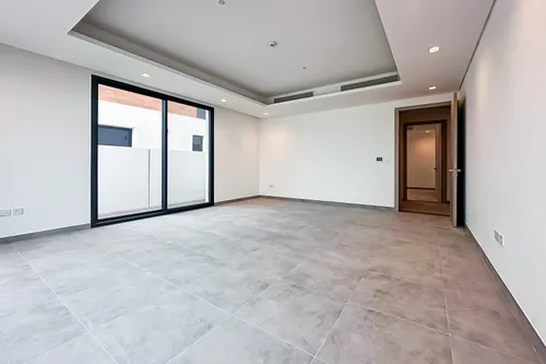 4 Bedrooms Villa in The Dunes