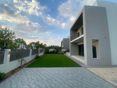 5 Bedrooms Villa in Sidra Villas I