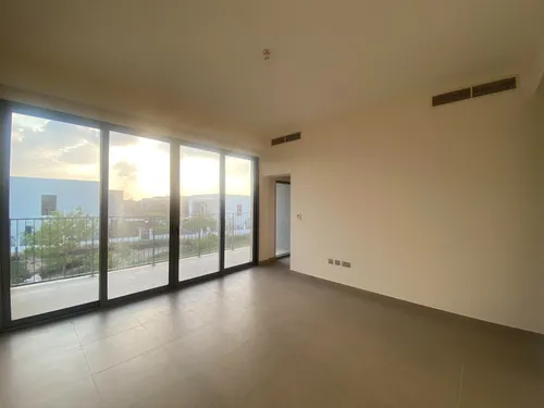 5 Bedrooms Villa in Sidra Villas I