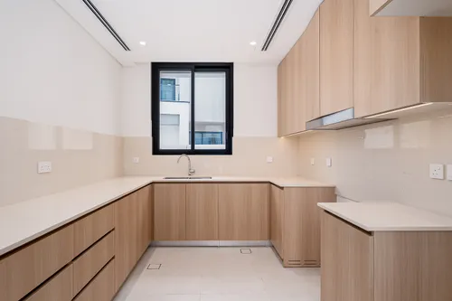 4 Bedrooms Villa in Caya 1
