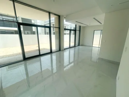 4 Bedrooms Villa in Murooj Al Furjan
