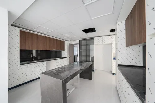6 Bedrooms Villa in Meadows 1
