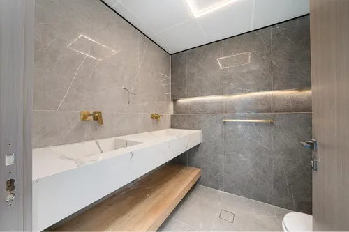 6 Bedrooms Villa in Meadows 1