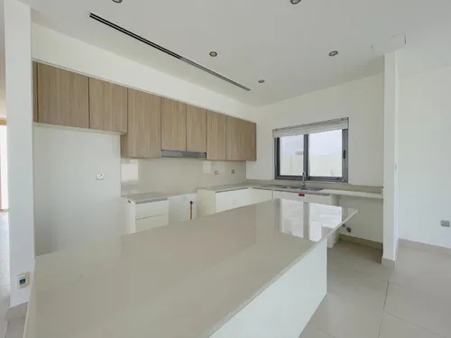 4 Bedrooms Villa in Sidra Villas I
