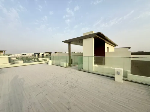 4 Bedrooms Villa in Golf Place 2