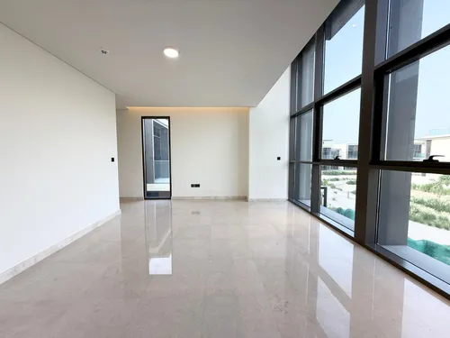 4 Bedrooms Villa in Golf Place 2