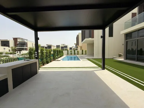 4 Bedrooms Villa in Golf Place 2