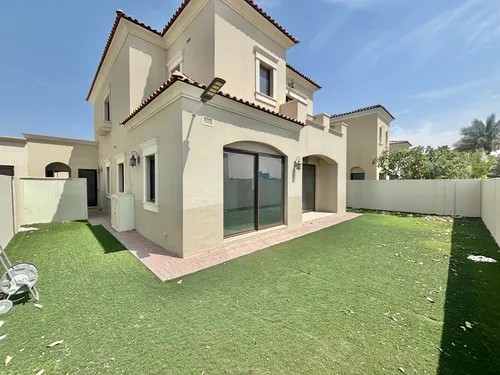 3 Bedrooms Villa in Samara