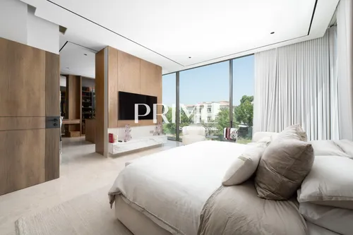 6 Bedrooms Villa in Jumeirah Park Homes