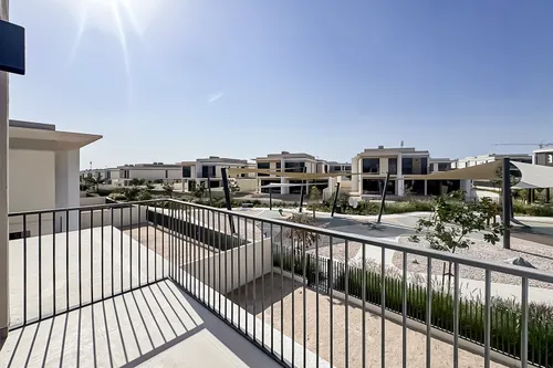 5 Bedrooms Villa in Harmony 2