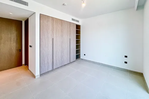 5 Bedrooms Villa in Harmony 2
